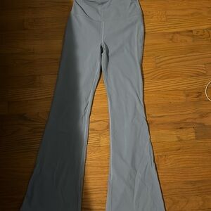 Yoga style lululemon pants worn lightly
